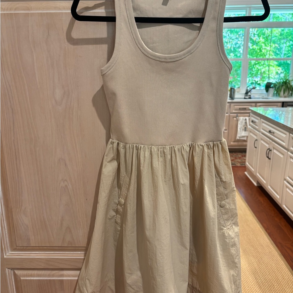 Steve Madden  Cream Sleeveless Dress